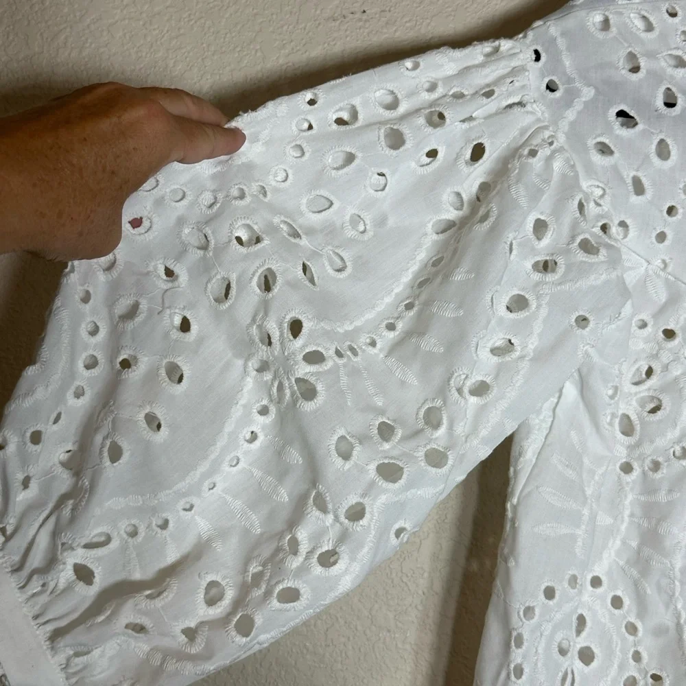 Boho Elegant Classic White Sheer Eyelet Top from SHEIN S Feminine Oversized - Picture 4 of 7